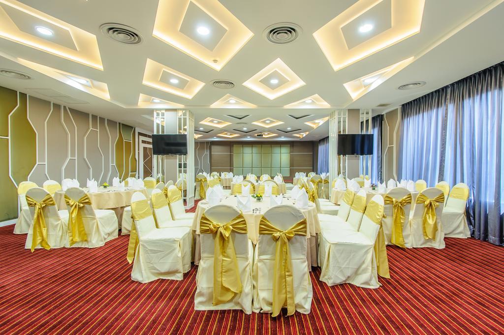 The Paradiso Jk Design Hotel Nakhon Sawan Eksteriør billede