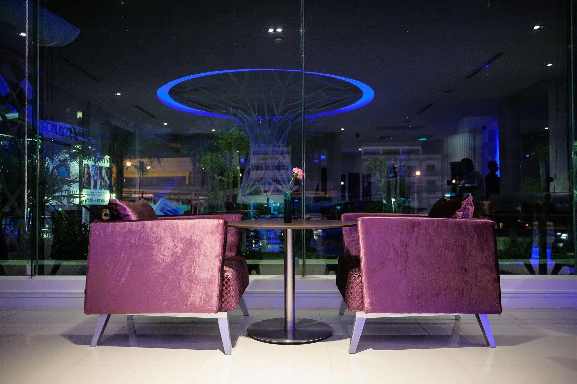 The Paradiso Jk Design Hotel Nakhon Sawan Eksteriør billede