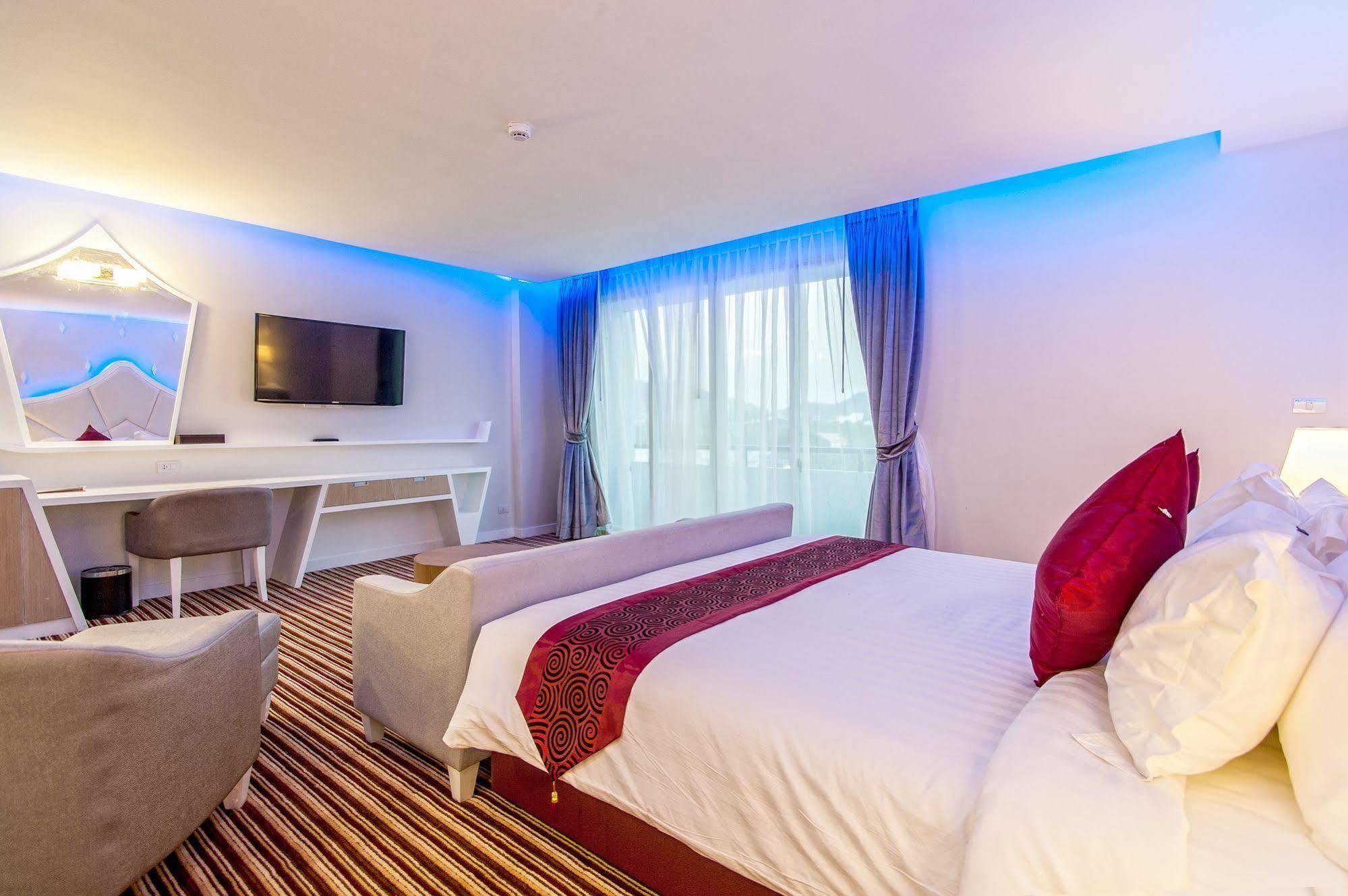 The Paradiso Jk Design Hotel Nakhon Sawan Eksteriør billede