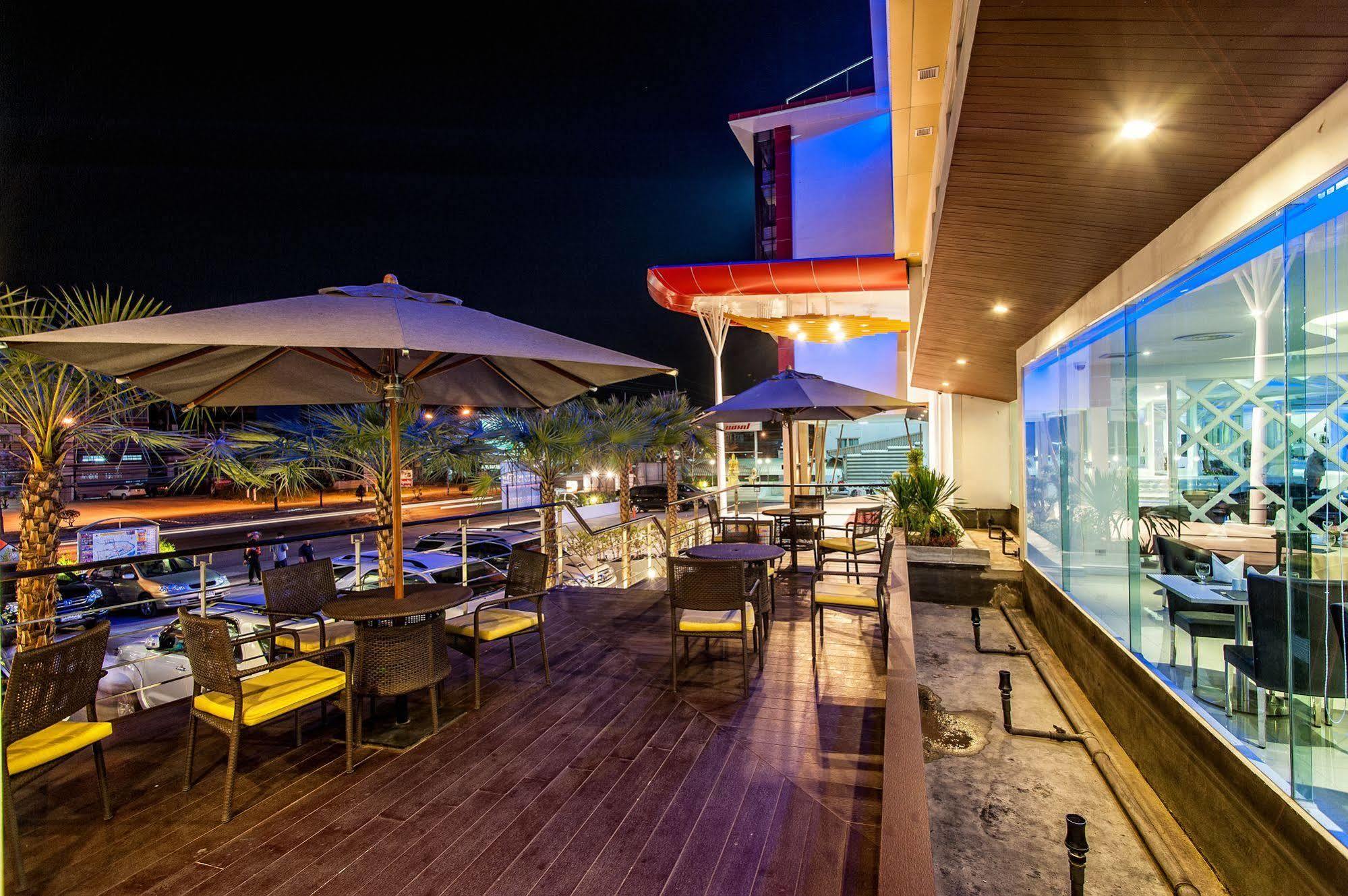 The Paradiso Jk Design Hotel Nakhon Sawan Eksteriør billede